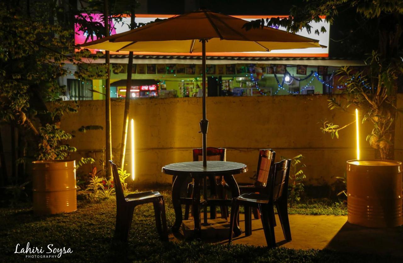 Ma Villa Unawatuna (Adults Only) Exteriör bild
